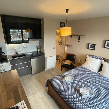 Studio 24 - Coucher De Soleil & Vue Mer Courseulles-sur-Mer Exterior photo